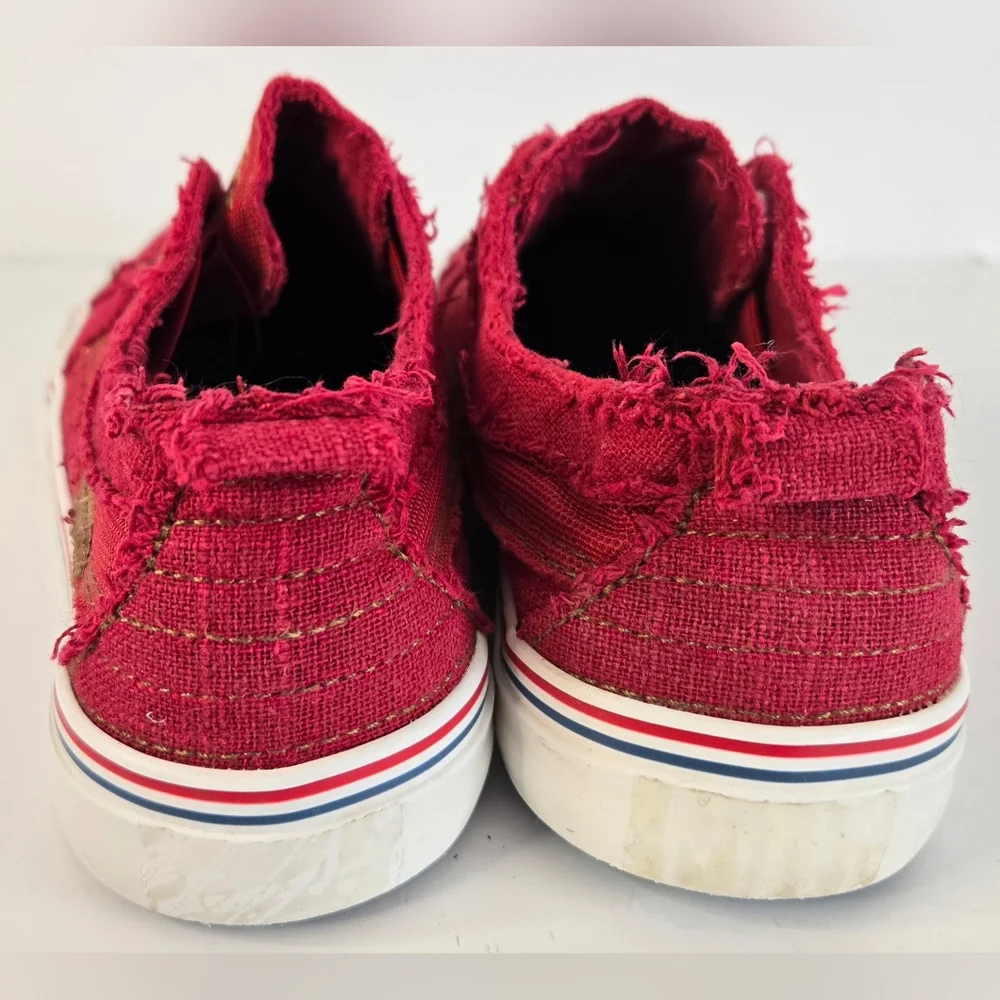 Blowfish Malibu Women's Play Sneaker,‎ Solid Red, Size 7 US - Picture 4 of 10